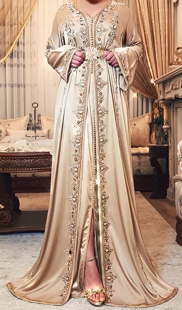 قفطان مغربي ذهبي